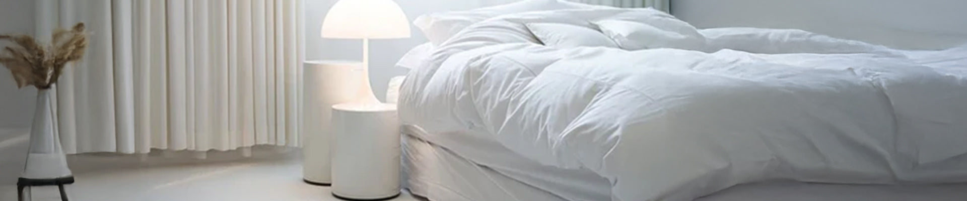 what color sheets go with a white comforter