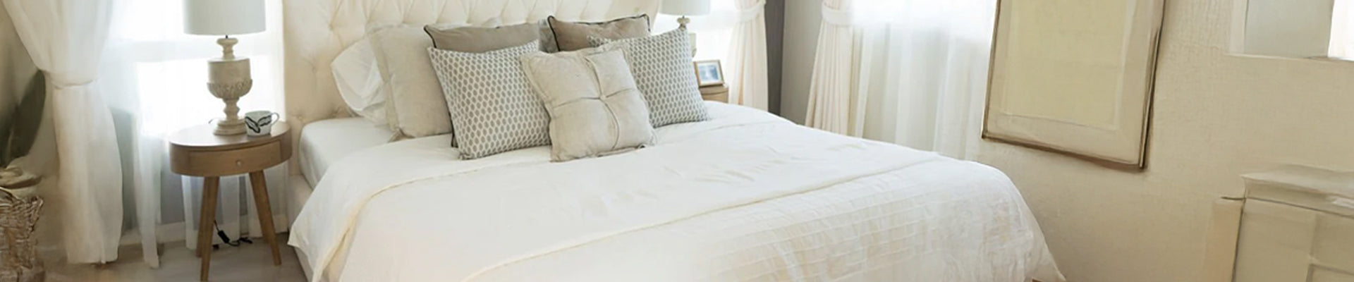 what color sheets go with cream comforter